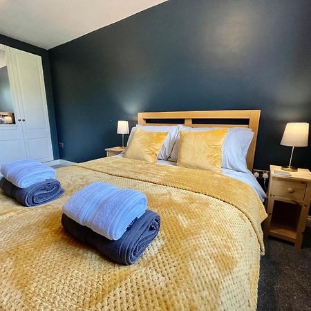 Large 5 Bed Detached House Near Stansted Airport With Parking For 2 Vehicles! Stansted Stays Stansted Mountfitchet Exteriér fotografie