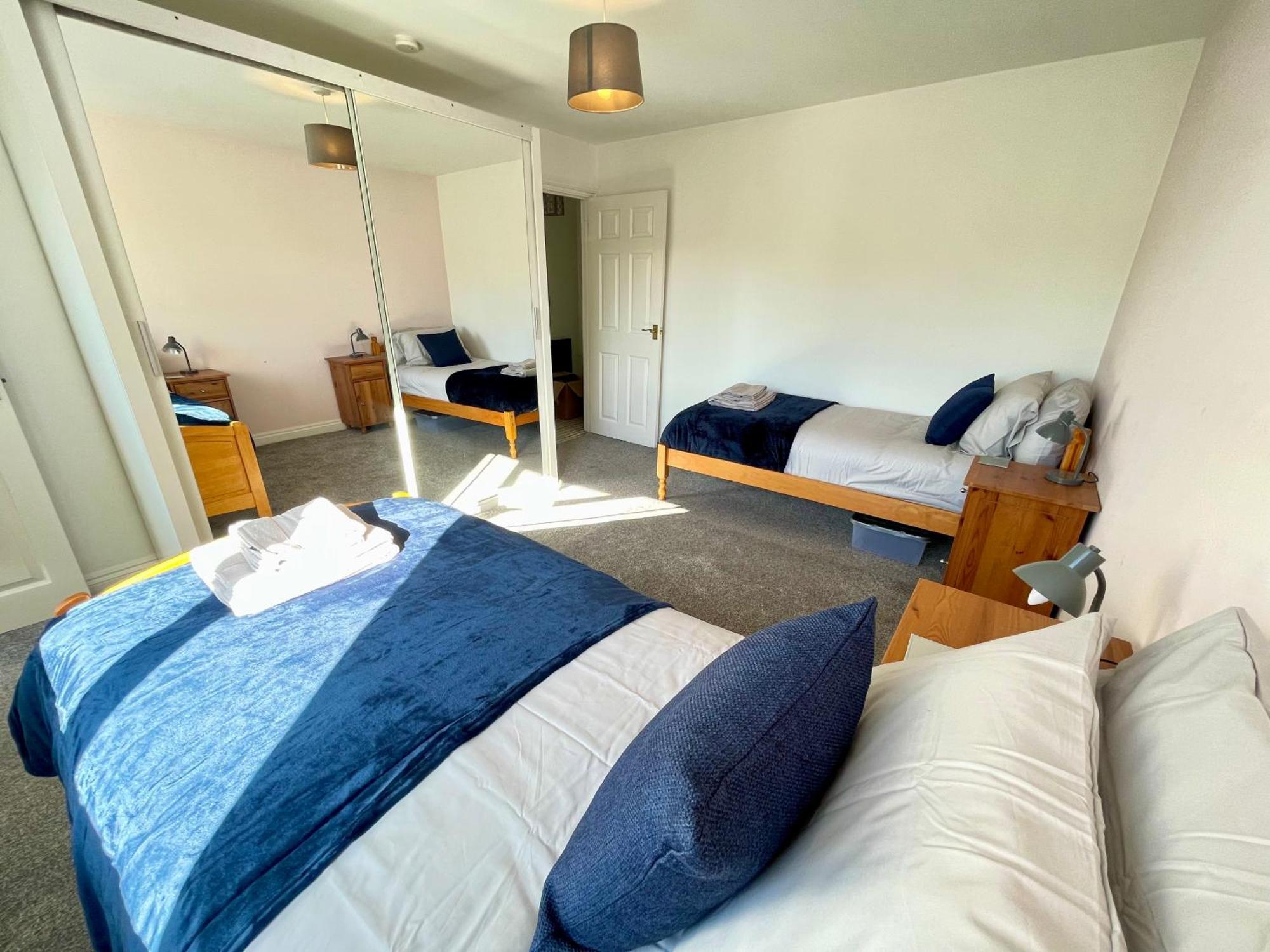 Large 5 Bed Detached House Near Stansted Airport With Parking For 2 Vehicles! Stansted Stays Stansted Mountfitchet Exteriér fotografie